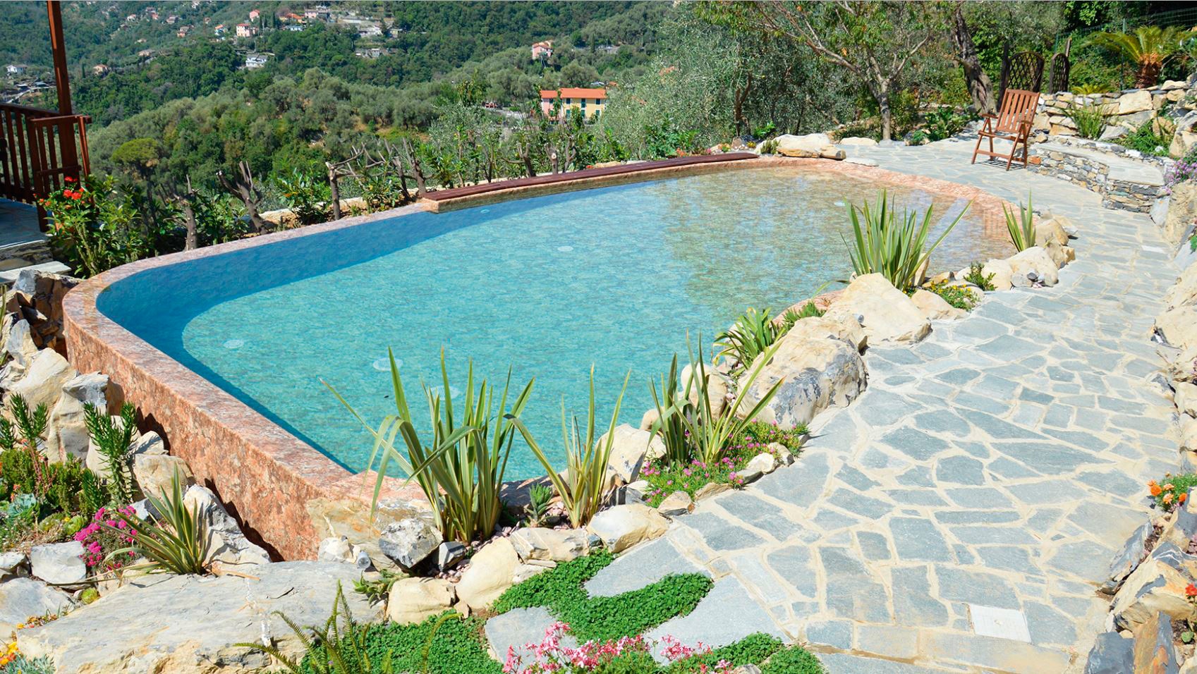 piscine creusée haut de gamme