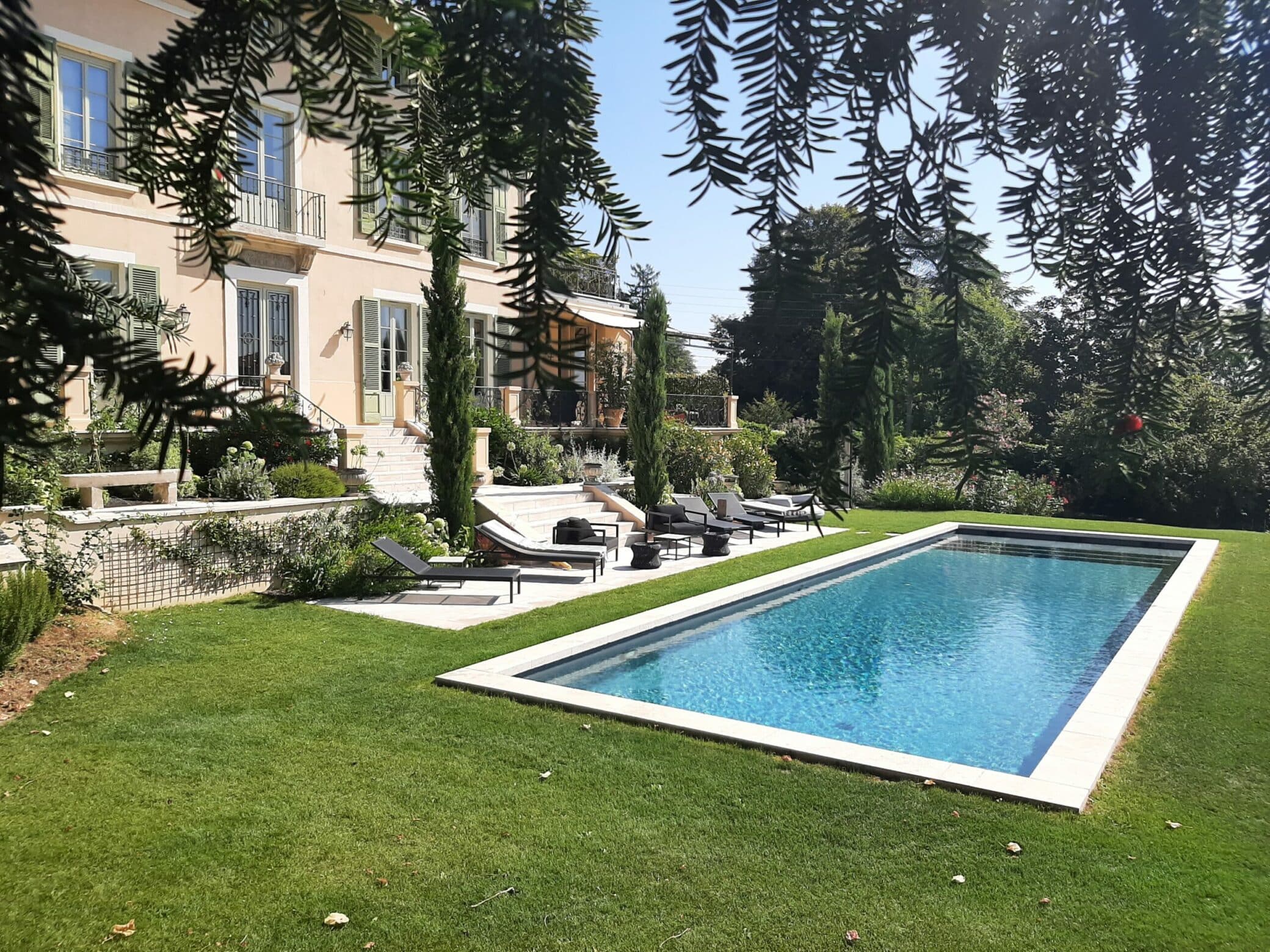 construction piscine champagne aux monts d or