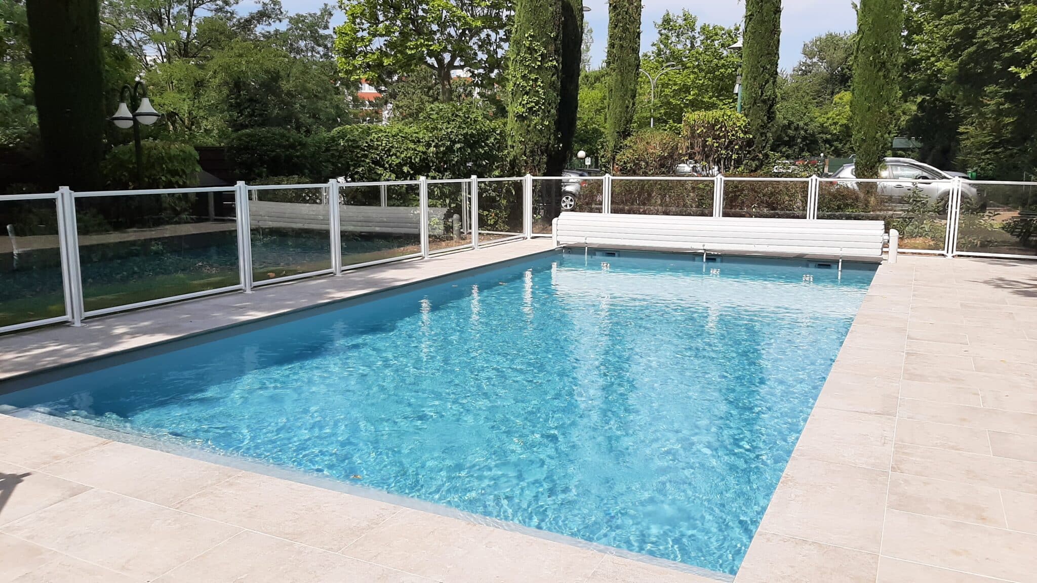 construction piscine traditionnelle Lyon